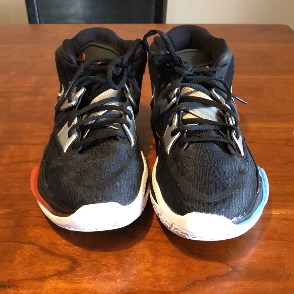 Kyrie infinity used CZ0204-001 - Picture 2 of 9